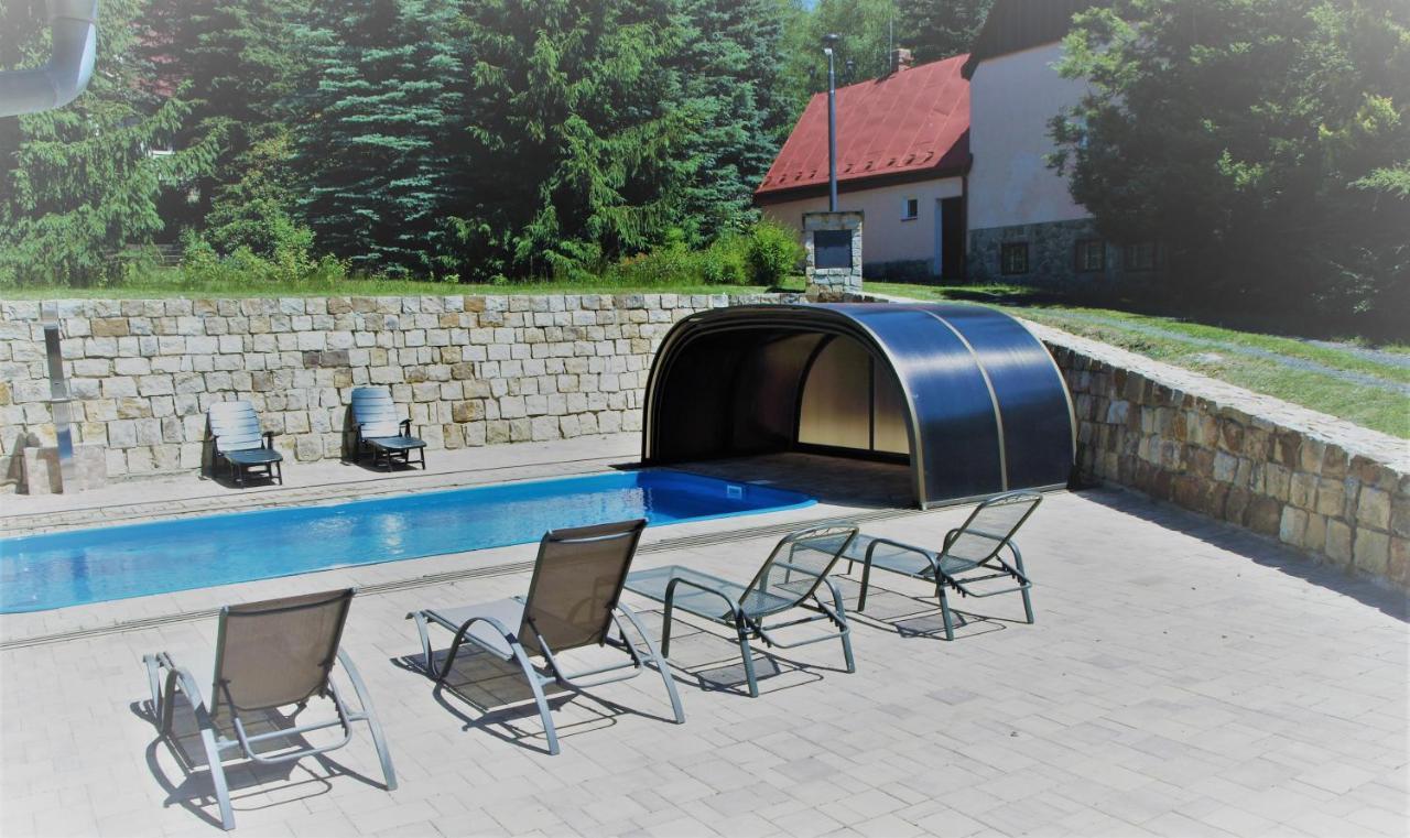 Guest House Luft Sneznik Eksteriør billede