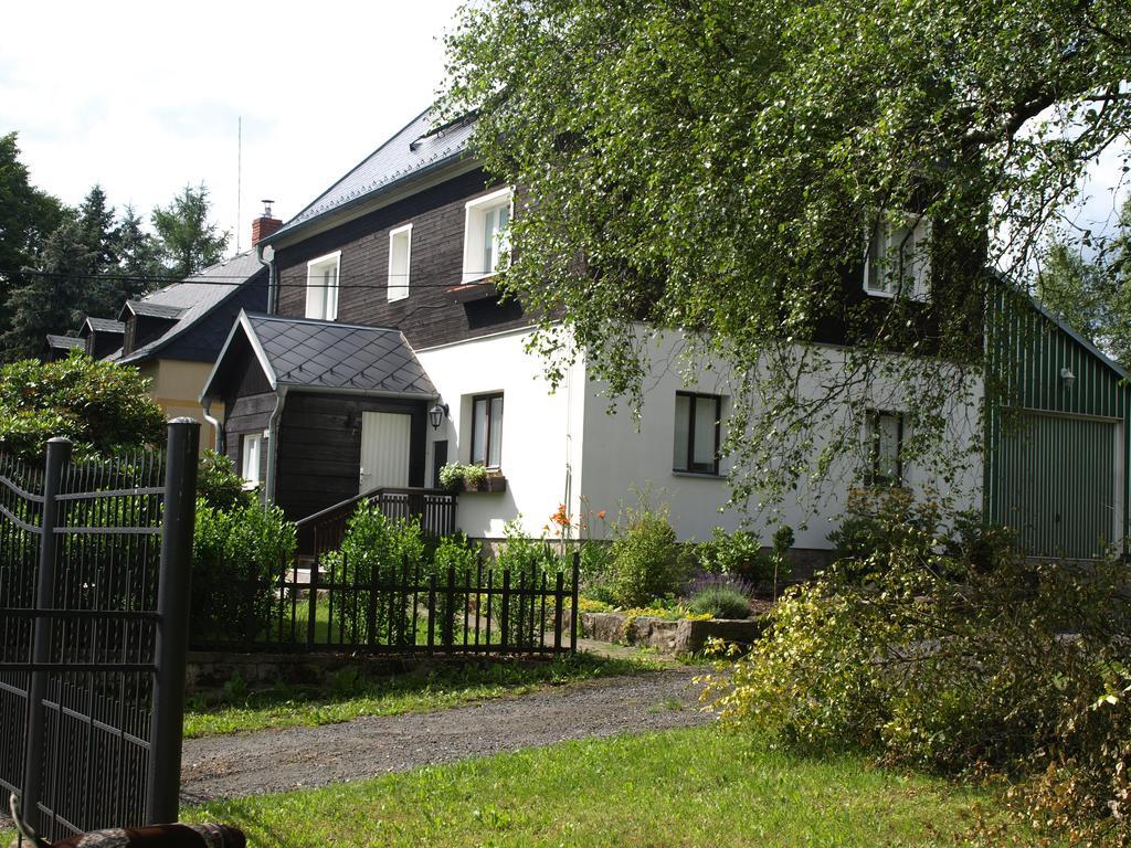 Guest House Luft Sneznik Eksteriør billede