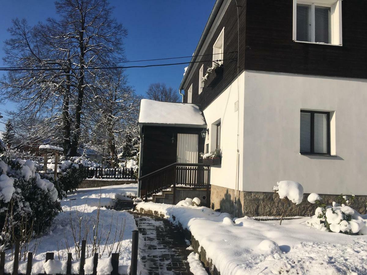 Guest House Luft Sneznik Eksteriør billede