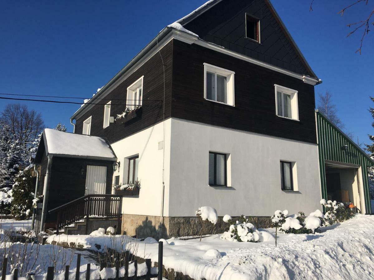 Guest House Luft Sneznik Eksteriør billede